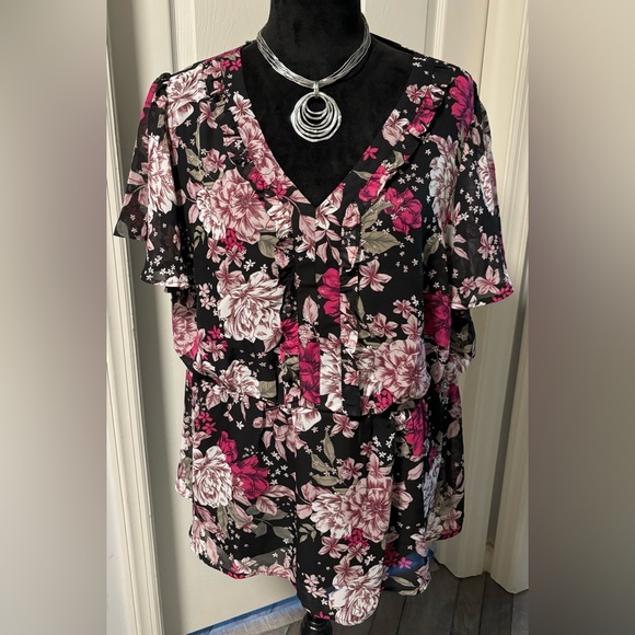 Lane Bryant Floral V-Neck Blouse - Picture 1 of 8